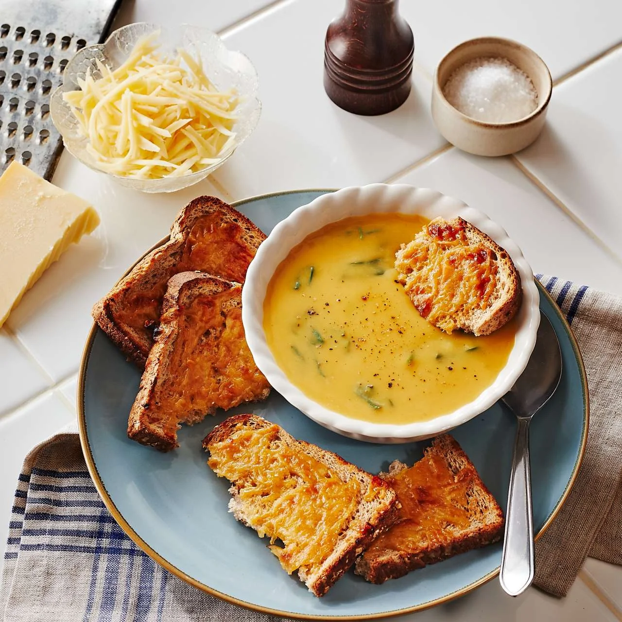 Velouté d’automne et croûtons au gruyère